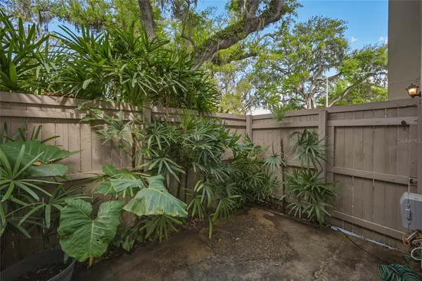 $175,000 | 7912 Cedar Drive, Unit 7912, Temple Terrace, FL 33637