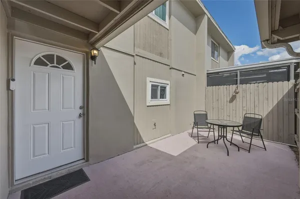 $175,000 | 7912 Cedar Drive, Unit 7912, Temple Terrace, FL 33637