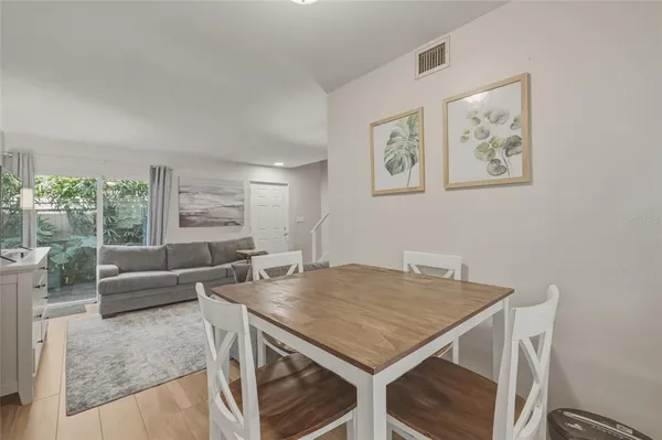 $175,000 | 7912 Cedar Drive, Unit 7912, Temple Terrace, FL 33637