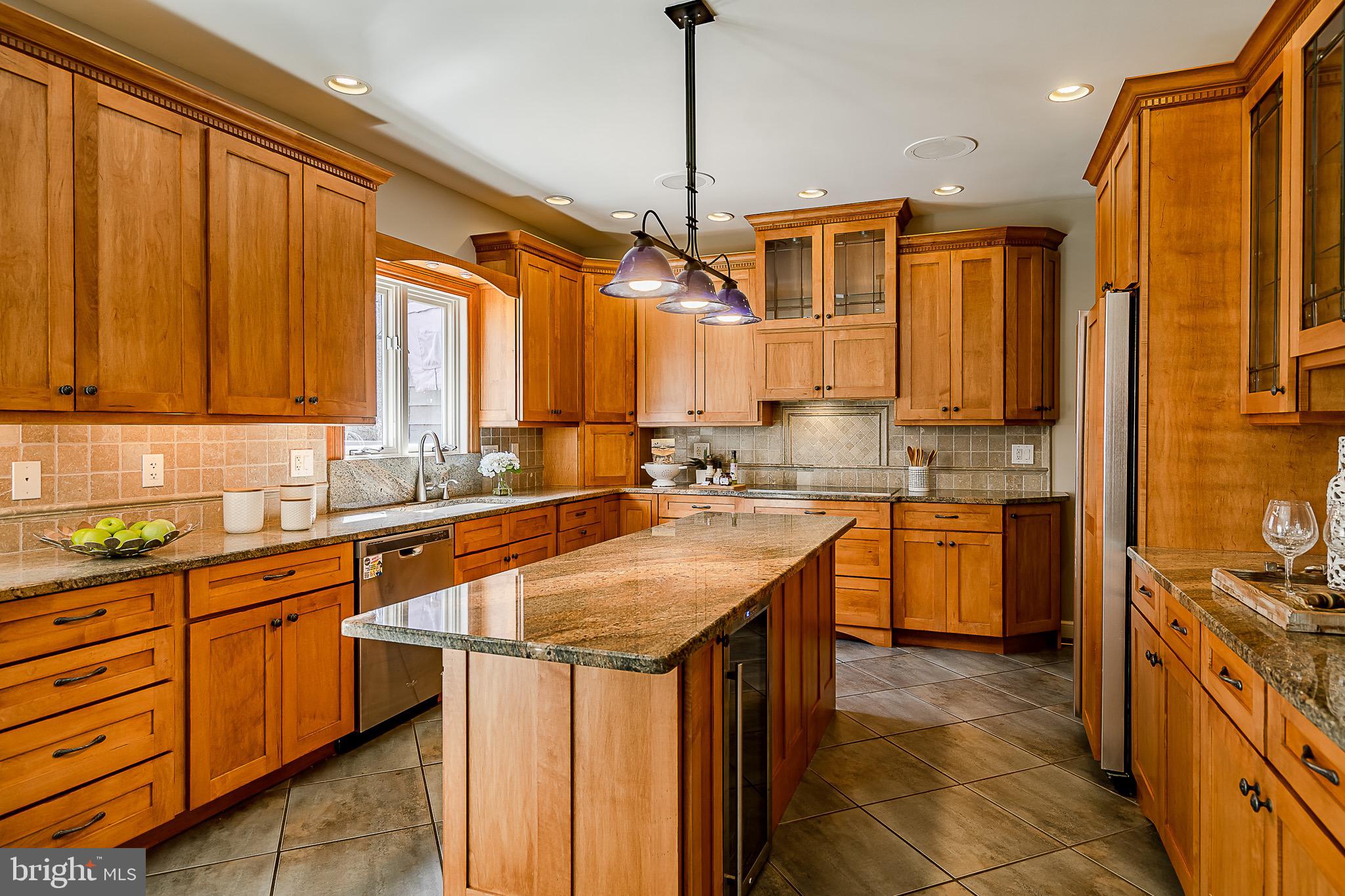2008 Turnberry Circle Glenmoore, PA 19343 - Photo 11 of 62 Kitchen
