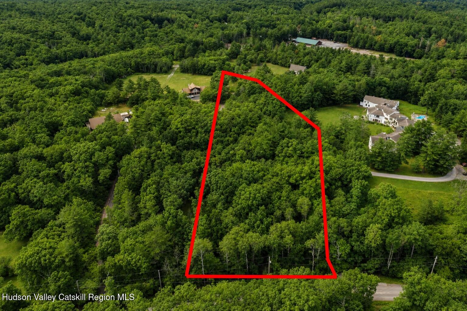 334 Pollys Rock Road Round Top, NY 12473 - Photo 10 of 11 10