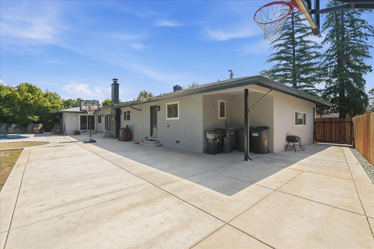 4849 Alexon Way Carmichael, CA 95608 - Photo 38 of 50 a view of a house with a backyard