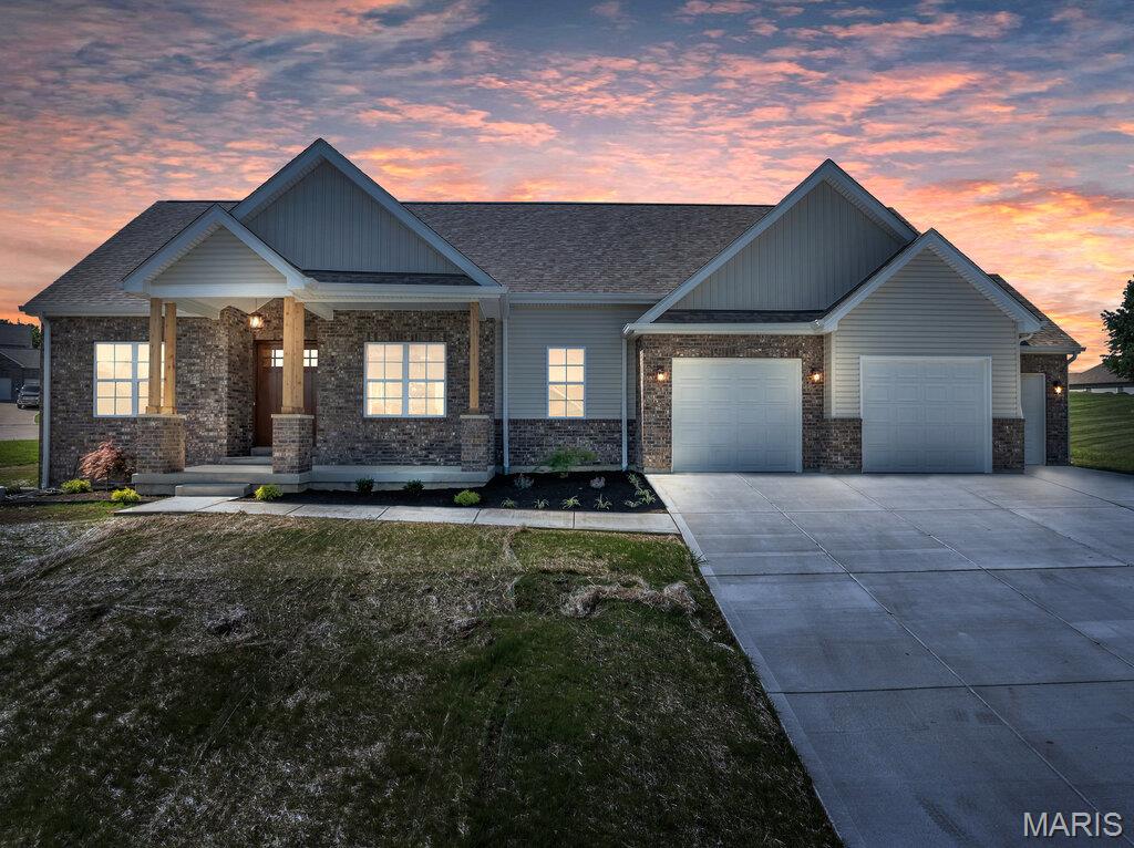 310 Red Wing Court Troy, MO 63379 - Photo 3 of 84