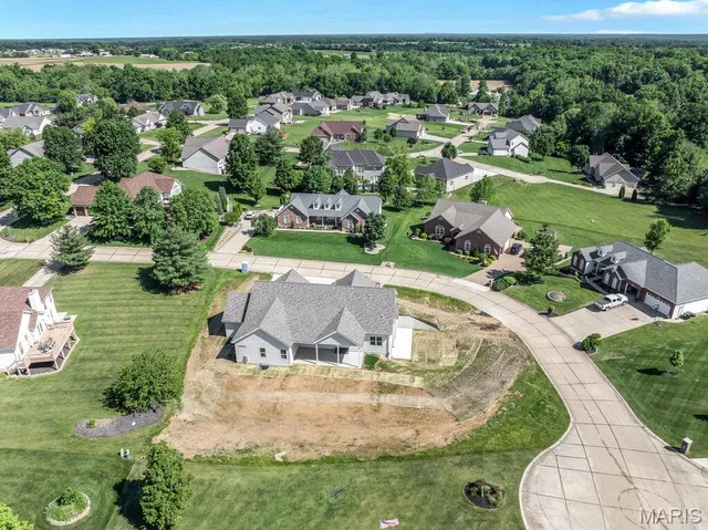 $719,000 | 310 Red Wing Court, Troy, MO 63379