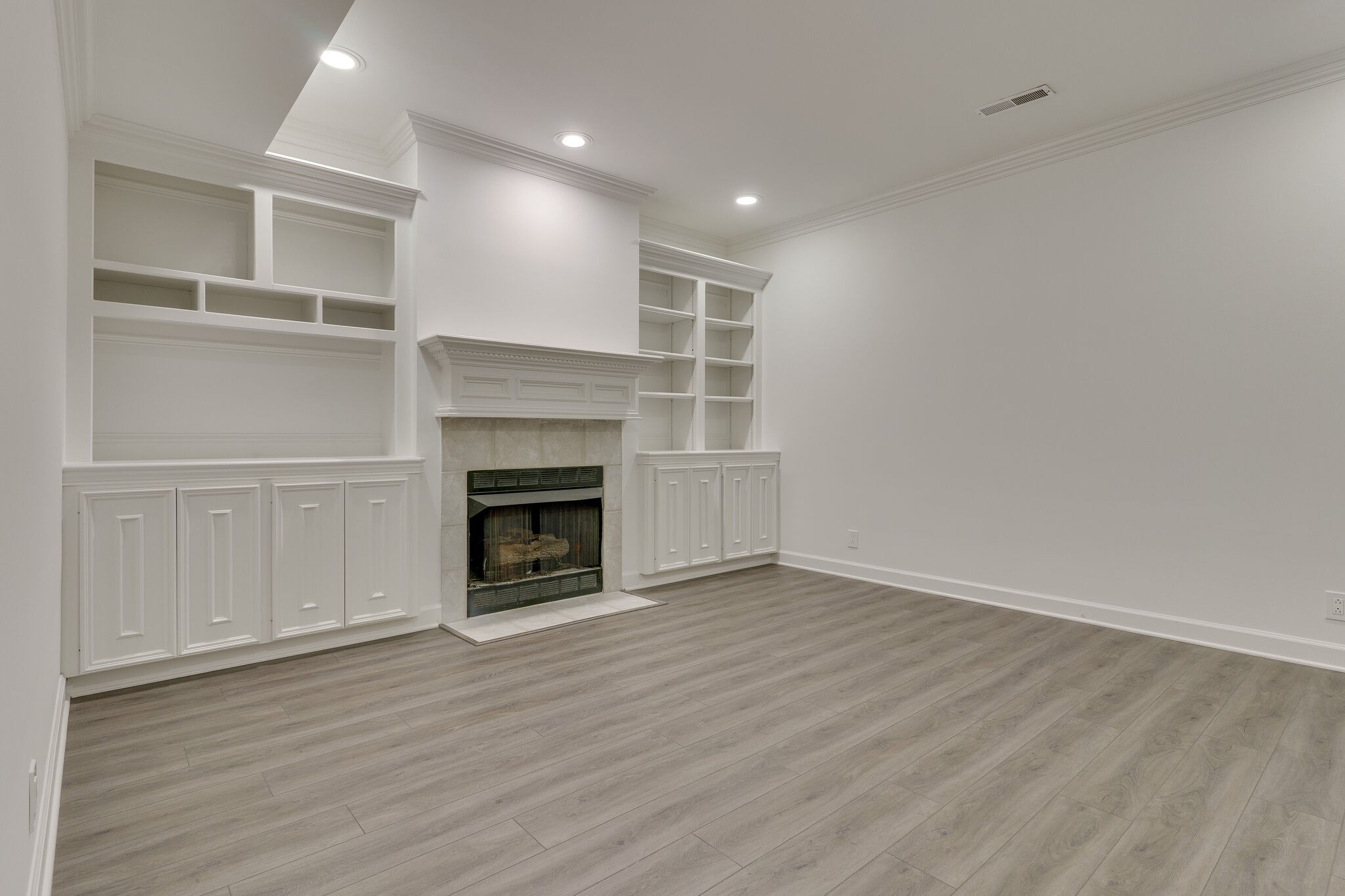 165 Hicks Road, Unit 9 Nashville, TN 37221 - Photo 4 of 39 Gallery Image 4
