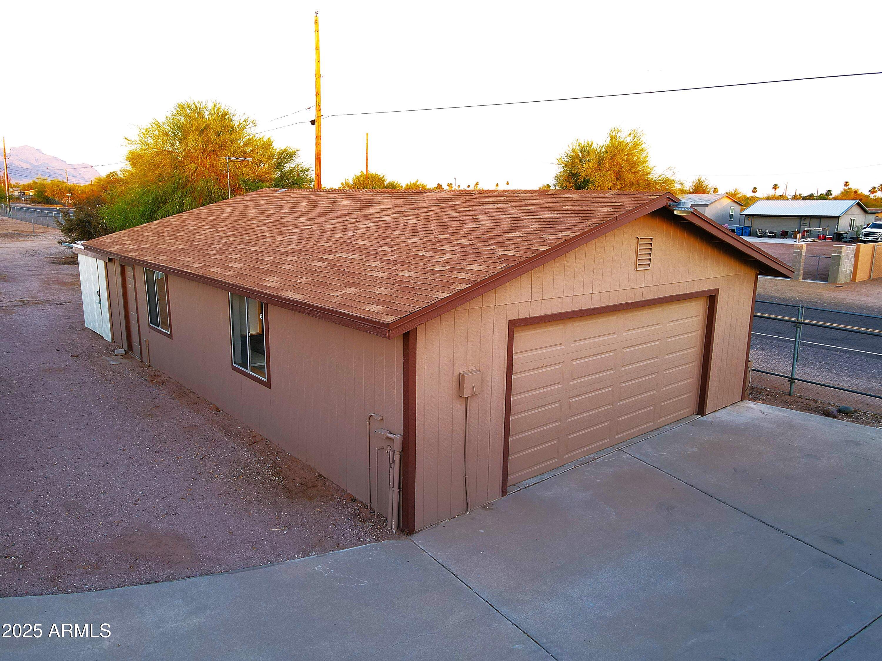 2015 North Delaware Drive Apache Junction, AZ 85120 - Photo 8 of 41 DJI_0338 (1)