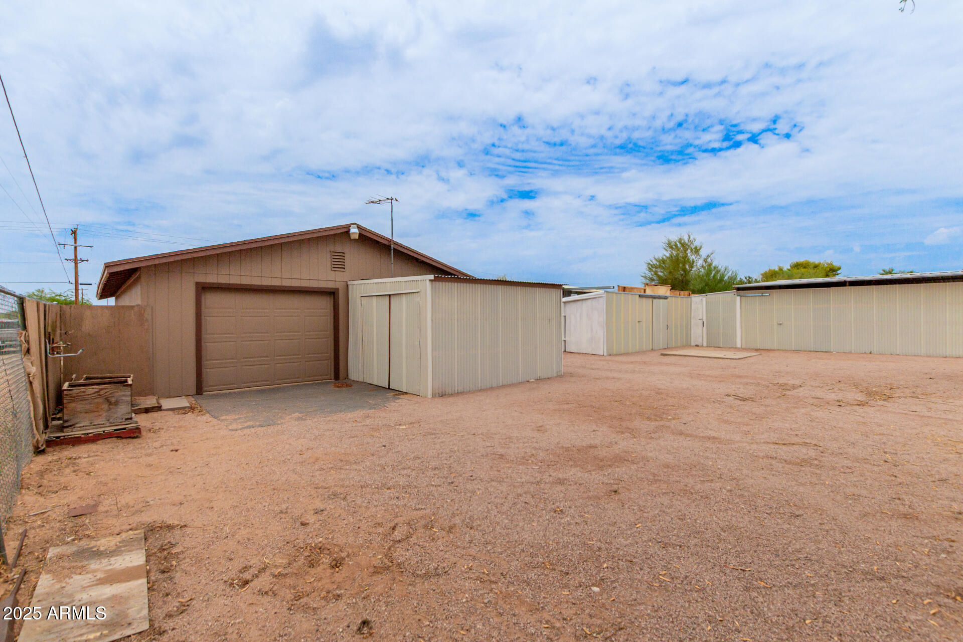 2015 North Delaware Drive Apache Junction, AZ 85120 - Photo 9 of 41 32 Delaware
