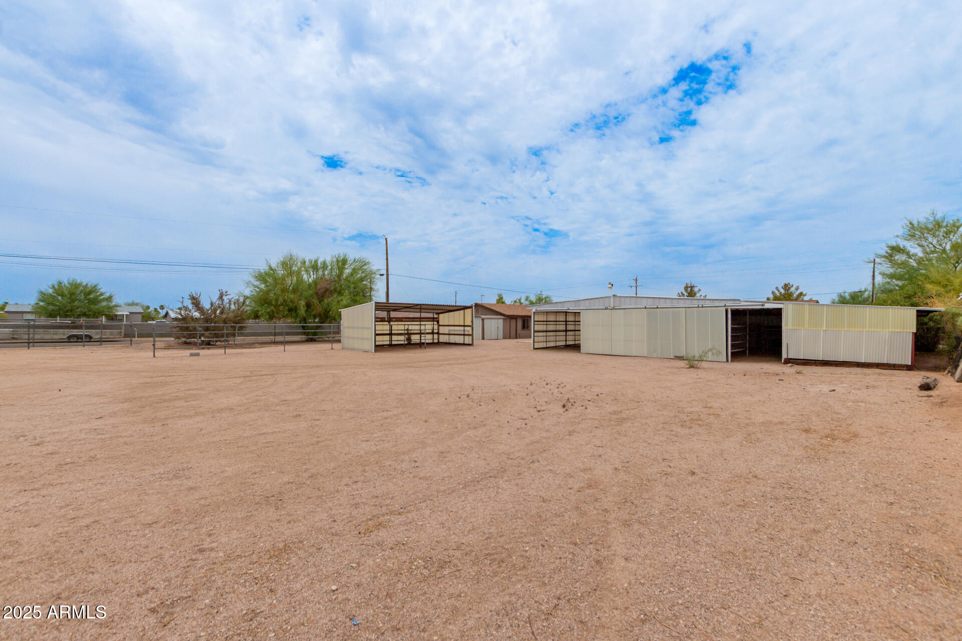 2015 North Delaware Drive Apache Junction, AZ 85120 - Photo 5 of 41 30 Delaware