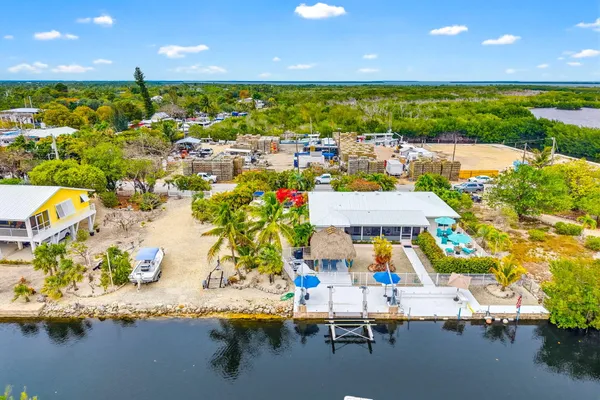 $1,195,000 | 29534 Geraldine Street, Big Pine Key, FL 33043