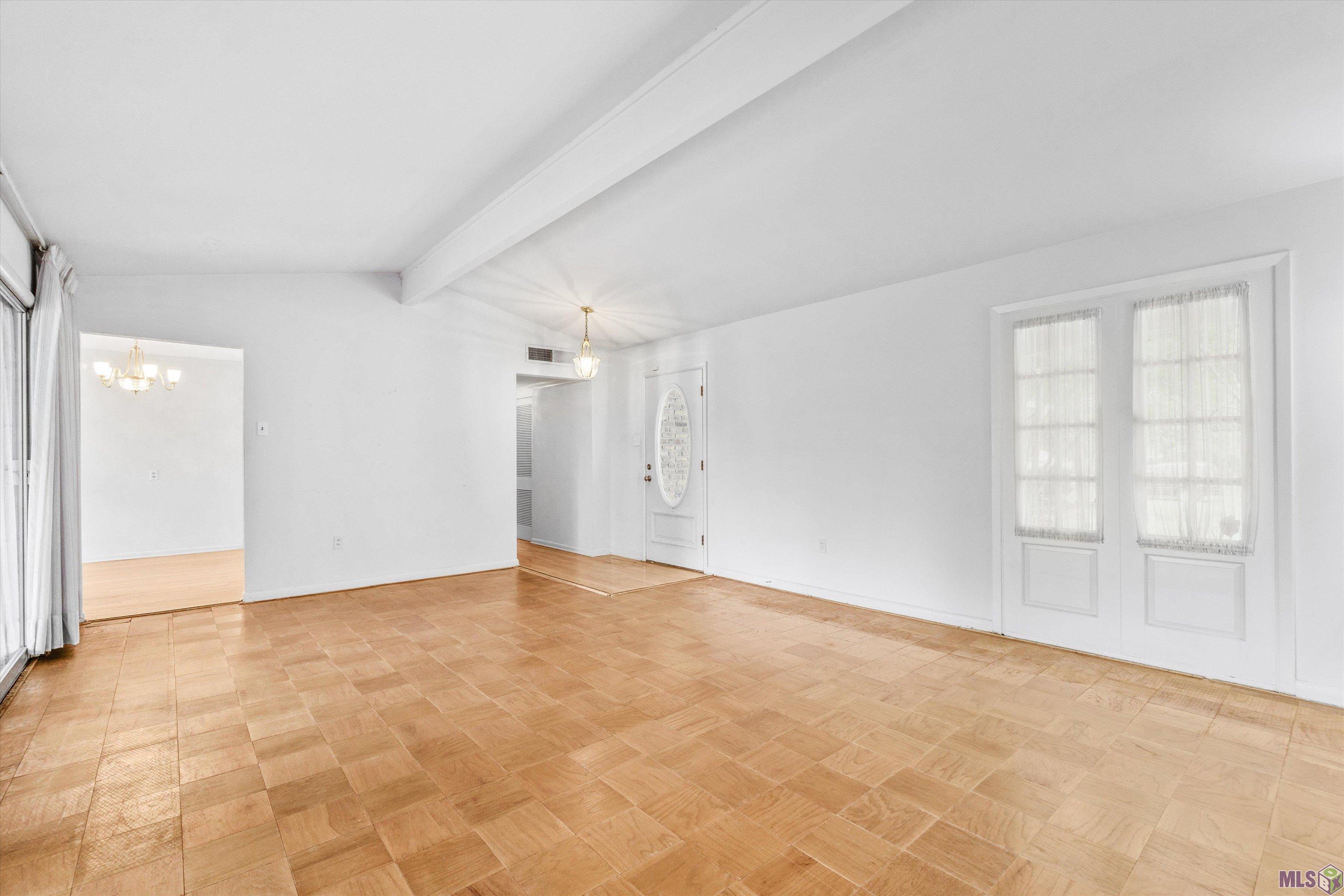 12026 Pecan Grove Court Baton Rouge, LA 70810 - Photo 3 of 20 Gallery Image 3