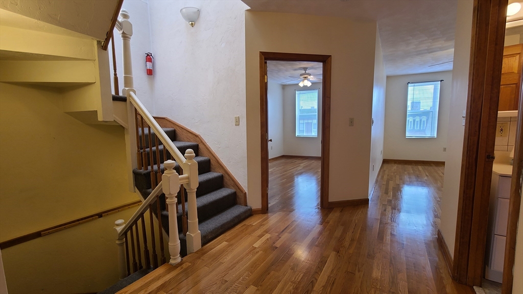 414 Hanover Street, Unit 5 Boston, MA 02113 - Photo 5 of 21