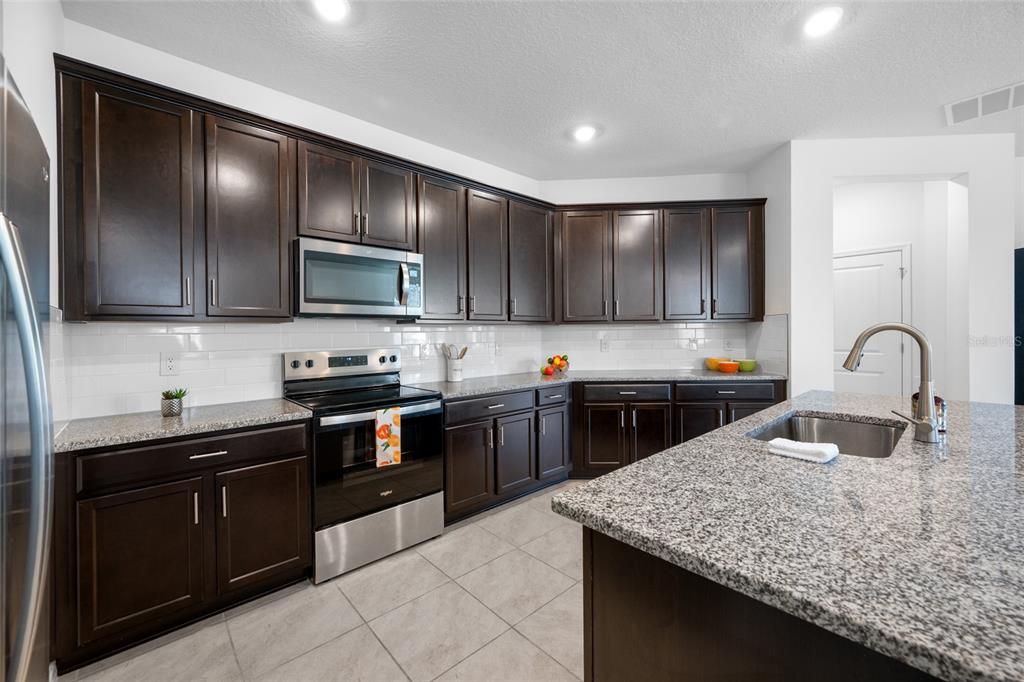 20076 Azul Marble Land O' Lakes, FL 34638 - Photo 19 of 72