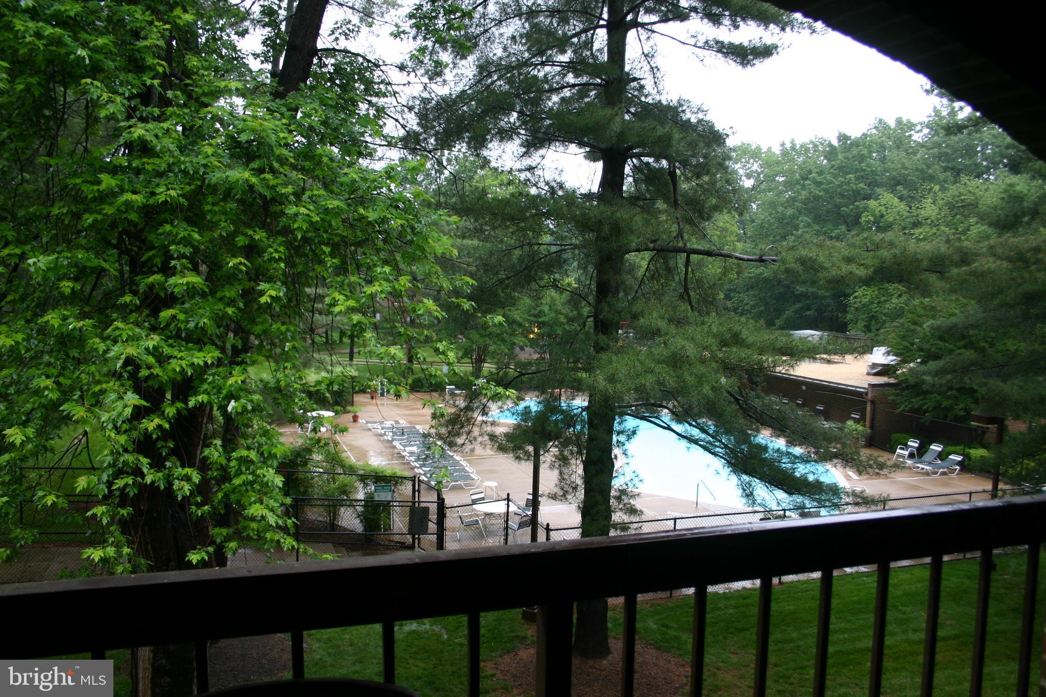 11228 Chestnut Grove Square, Unit 231 Reston, VA 20190 - Photo 14 of 16 Gallery Image 14