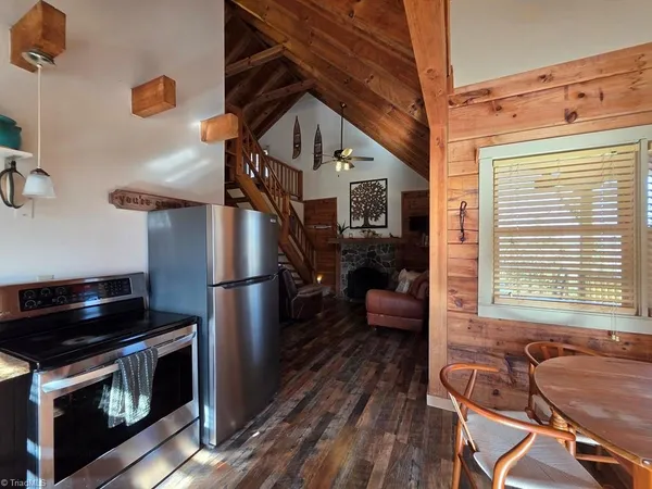 $500,000 | 328 Apple Hill Drive, Moravian Falls, NC 28654