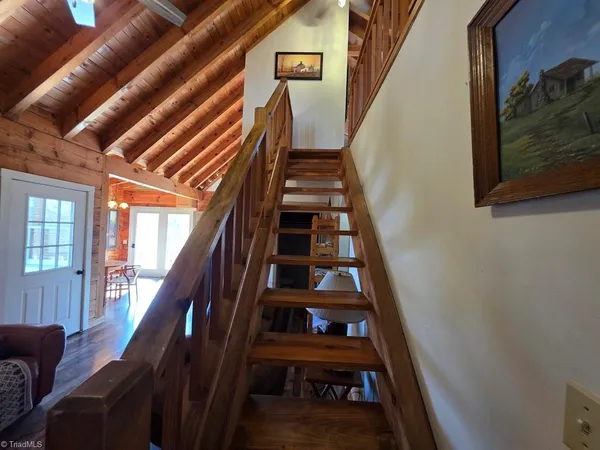 $500,000 | 328 Apple Hill Drive, Moravian Falls, NC 28654