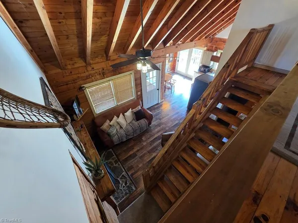 $500,000 | 328 Apple Hill Drive, Moravian Falls, NC 28654