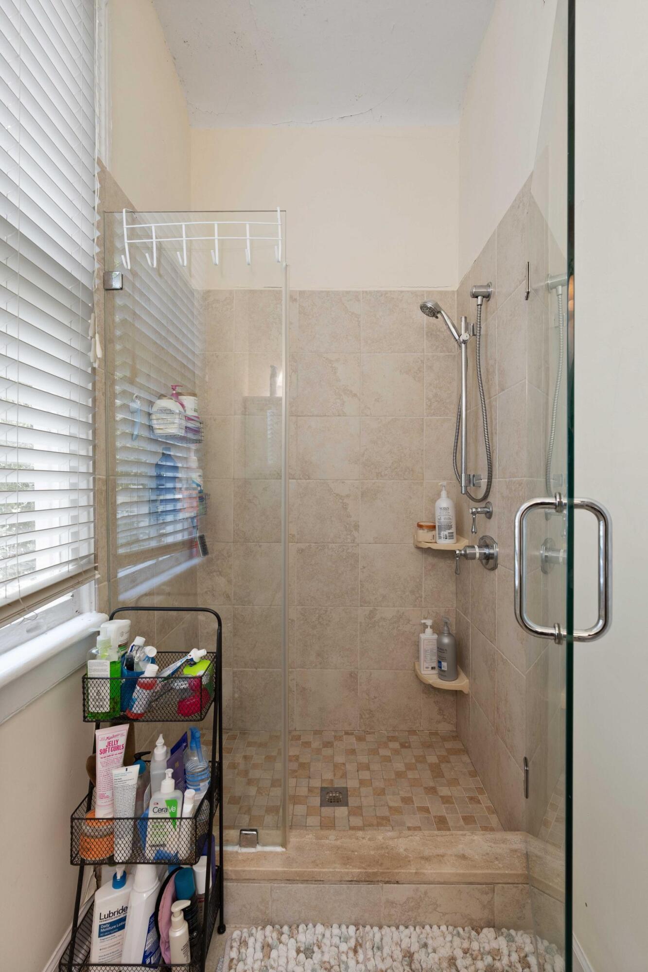 77 Pitt Street Charleston, SC 29403 - Photo 11 of 52 30