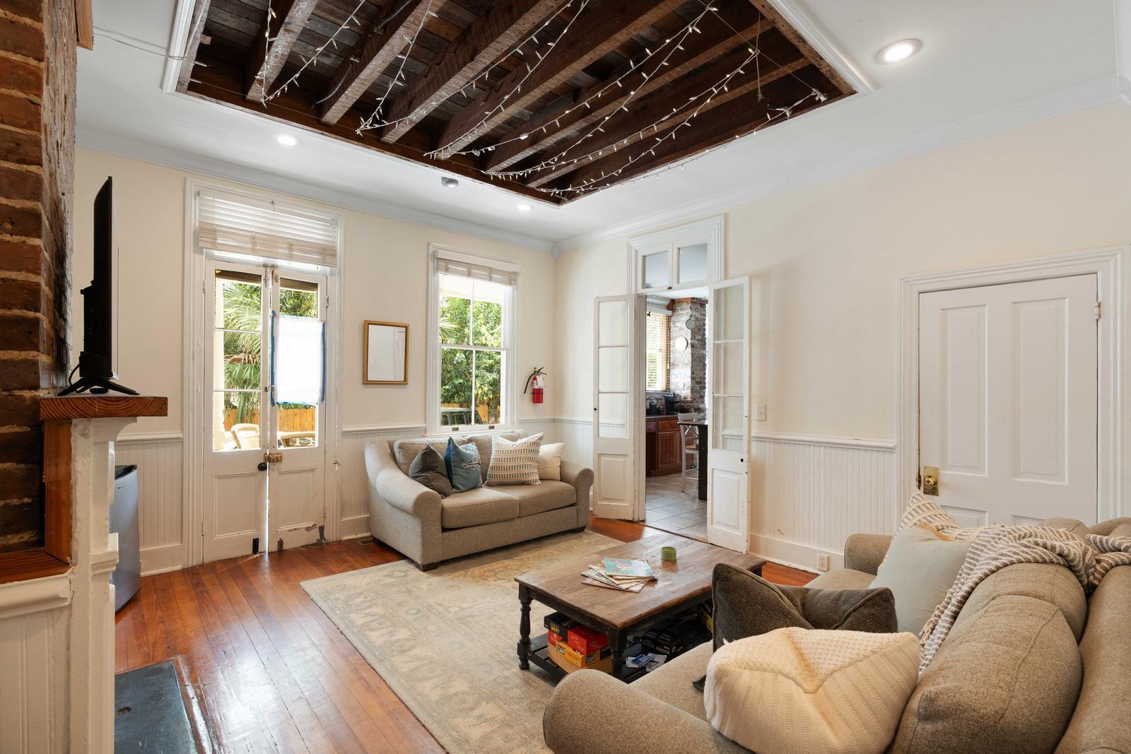 77 Pitt Street Charleston, SC 29403 - Photo 4 of 52 42