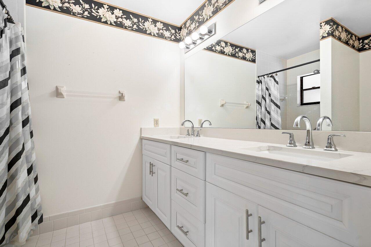 23315 Southwest 54th Way, Unit B Boca Raton, FL 33433 - Photo 19 of 24 019