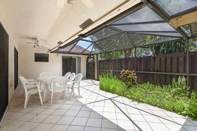 $2,400 | 23315 Southwest 54th Way, Unit B, Boca Raton, FL 33433