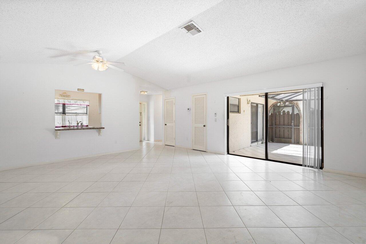 23315 Southwest 54th Way, Unit B Boca Raton, FL 33433 - Photo 6 of 24 006