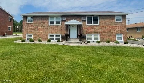 $850 | 402 Caroline Avenue, Unit 11, Hubbard, OH 44425
