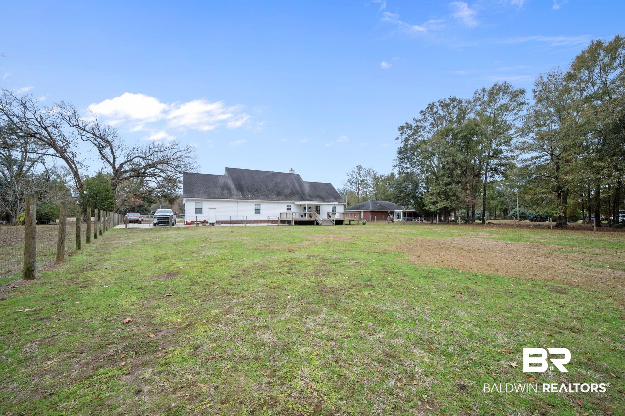 9539 Lakeview Road Bay Minette, AL 36507 - Photo 33 of 45 View of yard