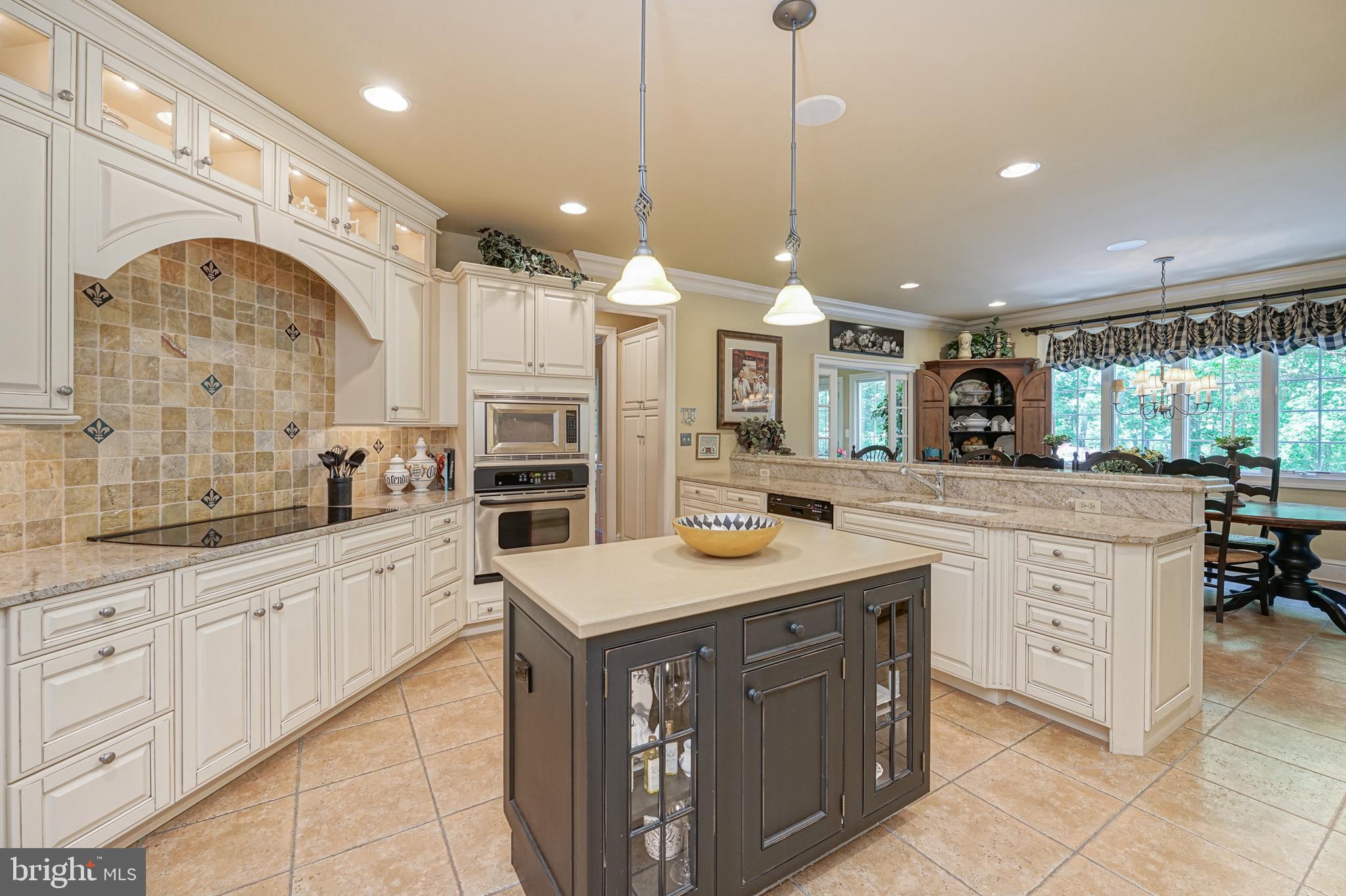 8 Catamount Drive Medford, NJ 08055 - Photo 4 of 60