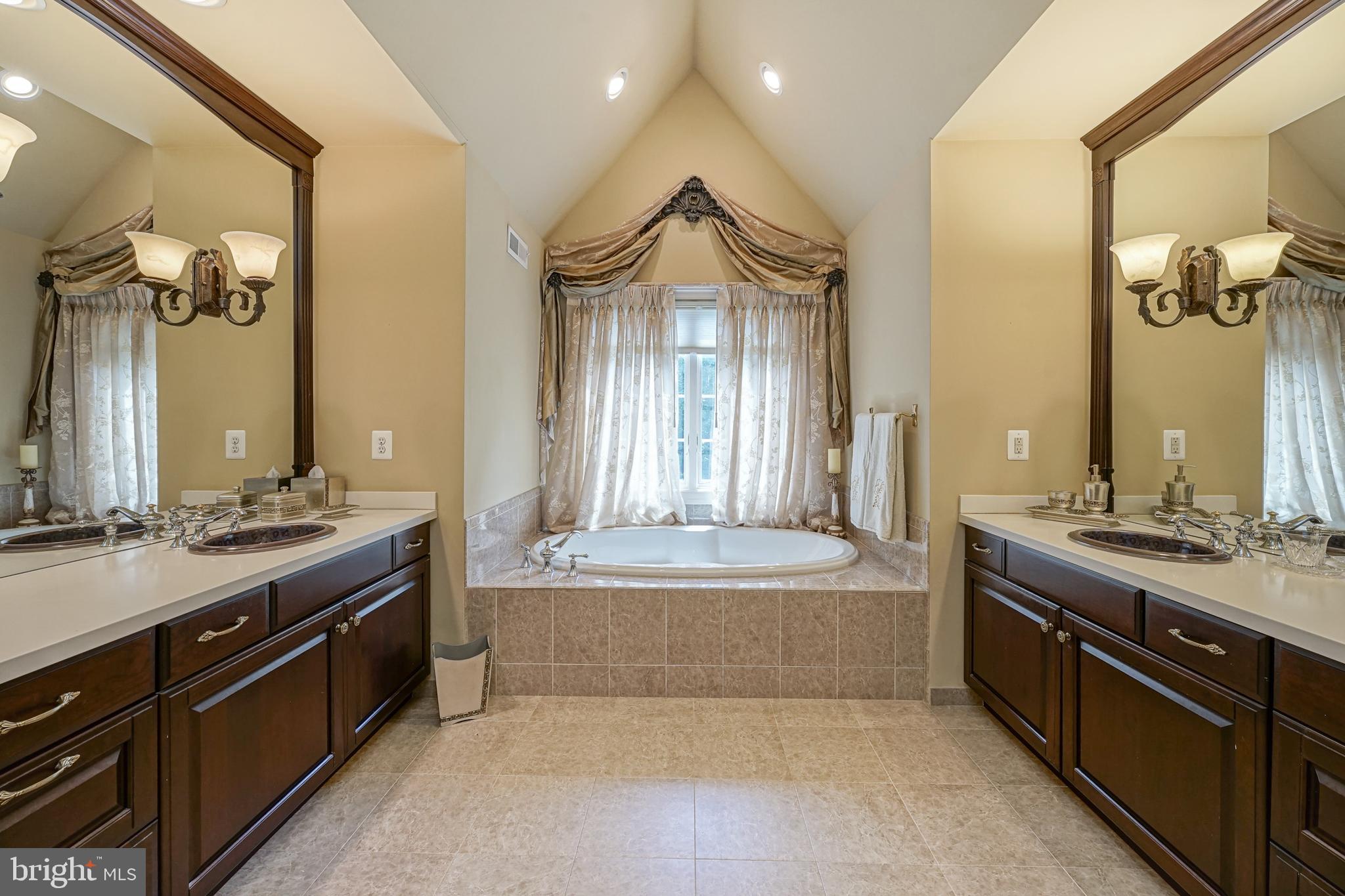 8 Catamount Drive Medford, NJ 08055 - Photo 35 of 60