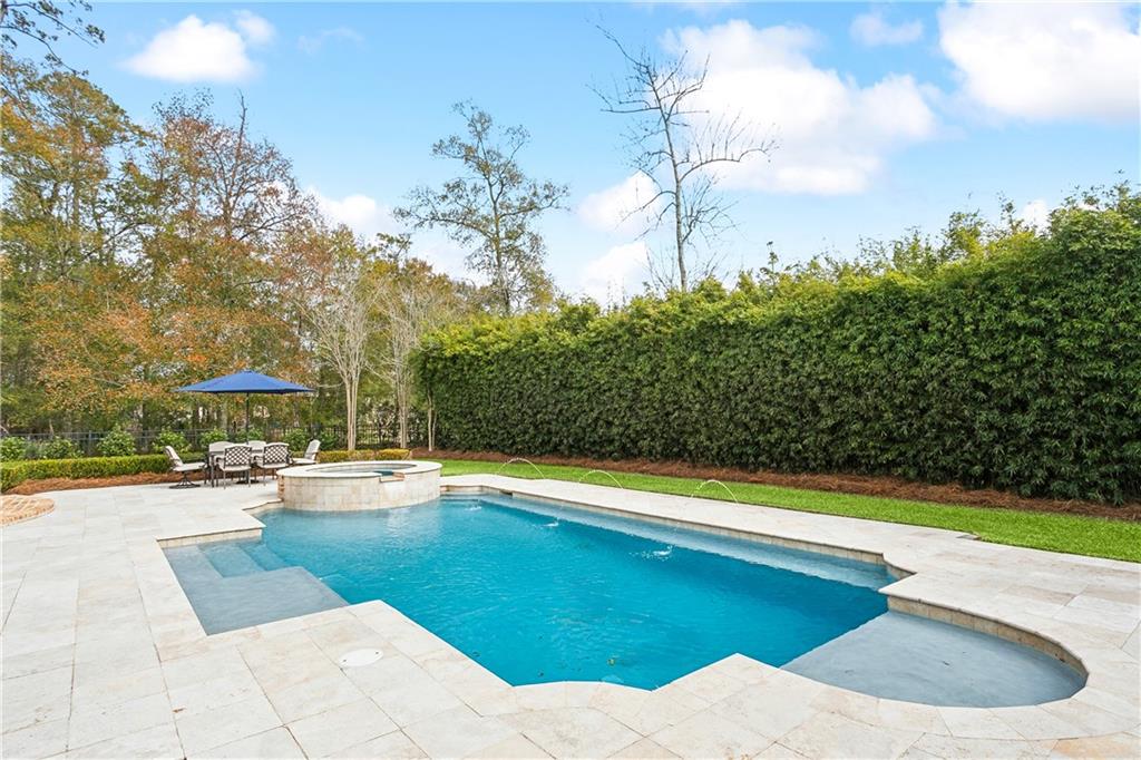 75 Oleander Court Mandeville, LA 70471 - Photo 11 of 33