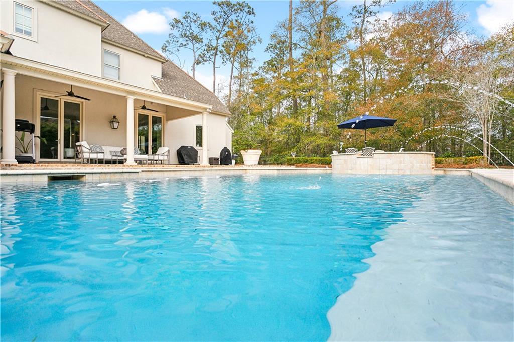 75 Oleander Court Mandeville, LA 70471 - Photo 14 of 33