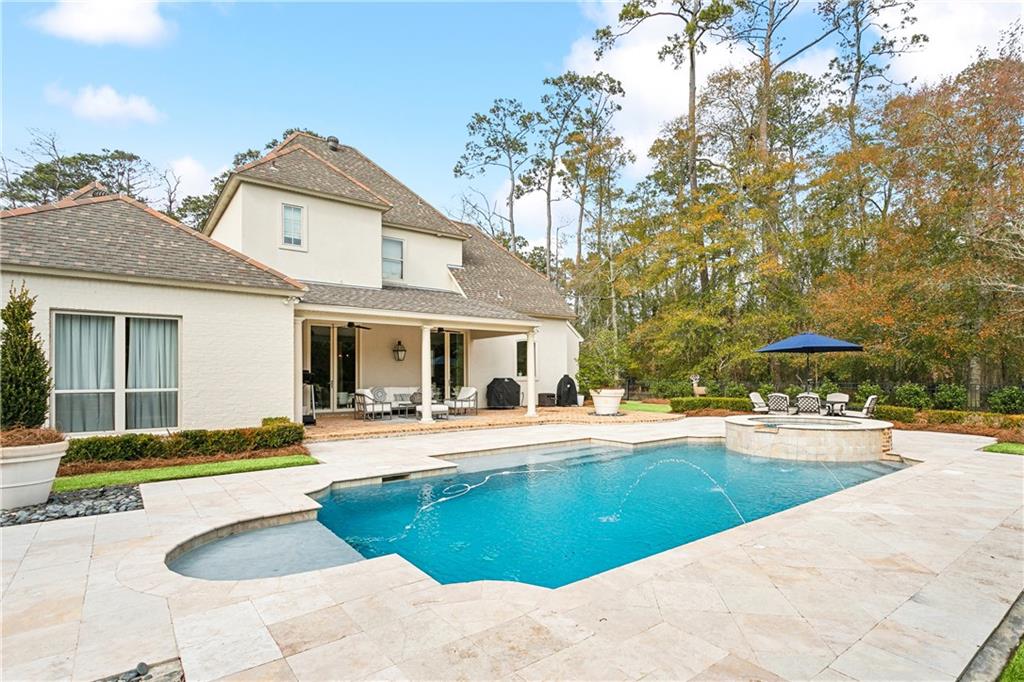 75 Oleander Court Mandeville, LA 70471 - Photo 8 of 33