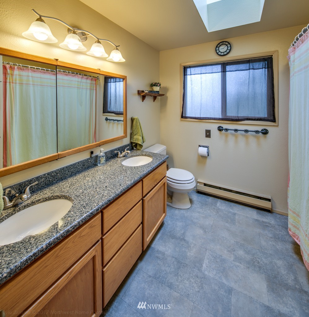 6113 Mission Road Bellingham, WA 98226 - Photo 15 of 20