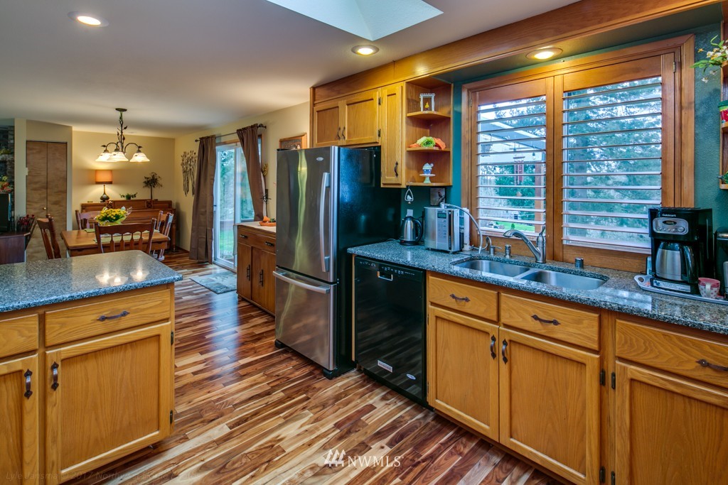 6113 Mission Road Bellingham, WA 98226 - Photo 8 of 20