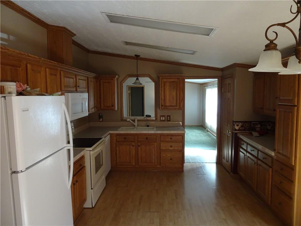 111 Schmitz Road Mount Pleasant, PA 15666 - Photo 7 of 23 Gallery Image 7