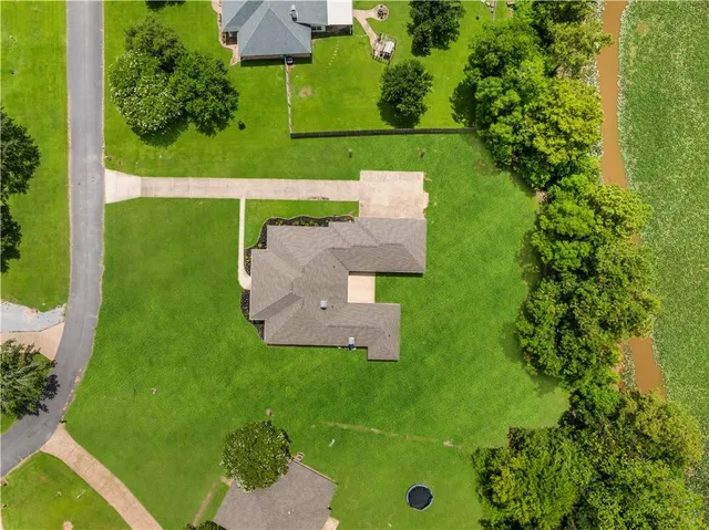 $469,900 | 146 Pecan Row Lane, Alexandria, LA 71303