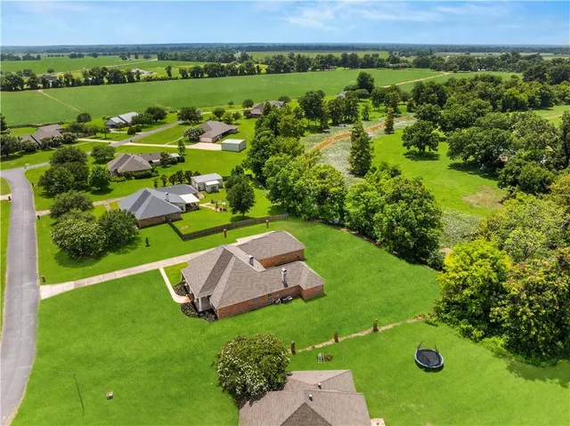 $469,900 | 146 Pecan Row Lane, Alexandria, LA 71303