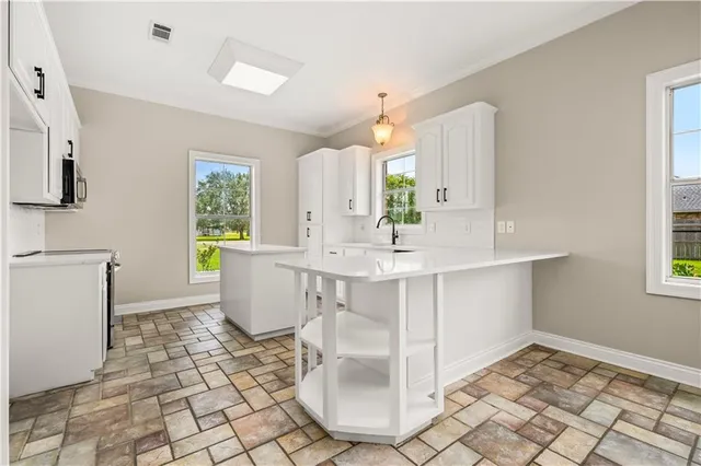 $469,900 | 146 Pecan Row Lane, Alexandria, LA 71303