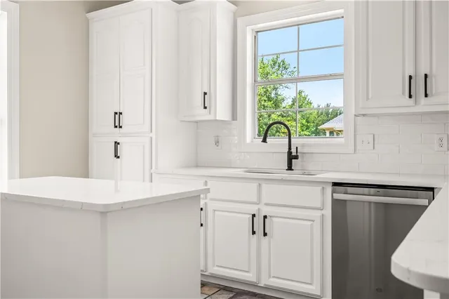 $469,900 | 146 Pecan Row Lane, Alexandria, LA 71303