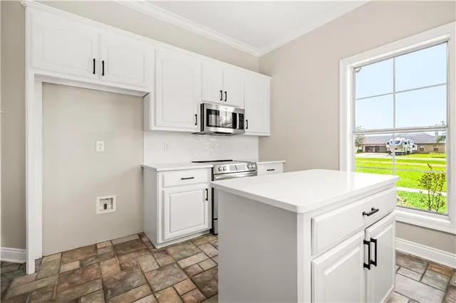 $469,900 | 146 Pecan Row Lane, Alexandria, LA 71303