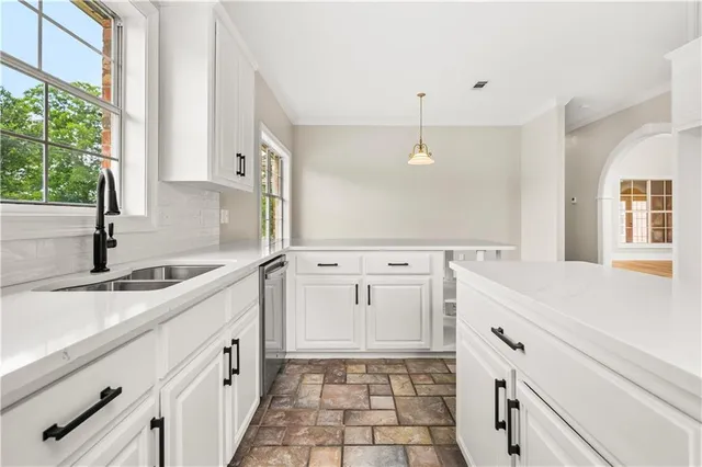 $469,900 | 146 Pecan Row Lane, Alexandria, LA 71303