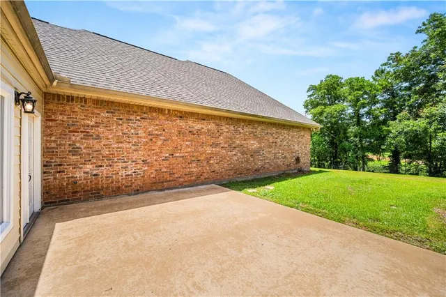 $469,900 | 146 Pecan Row Lane, Alexandria, LA 71303