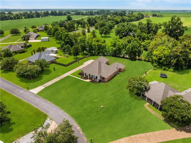 $469,900 | 146 Pecan Row Lane, Alexandria, LA 71303