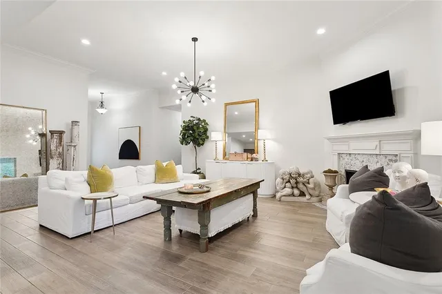 $2,550 | 801 Jackson Court, Madisonville, LA 70447