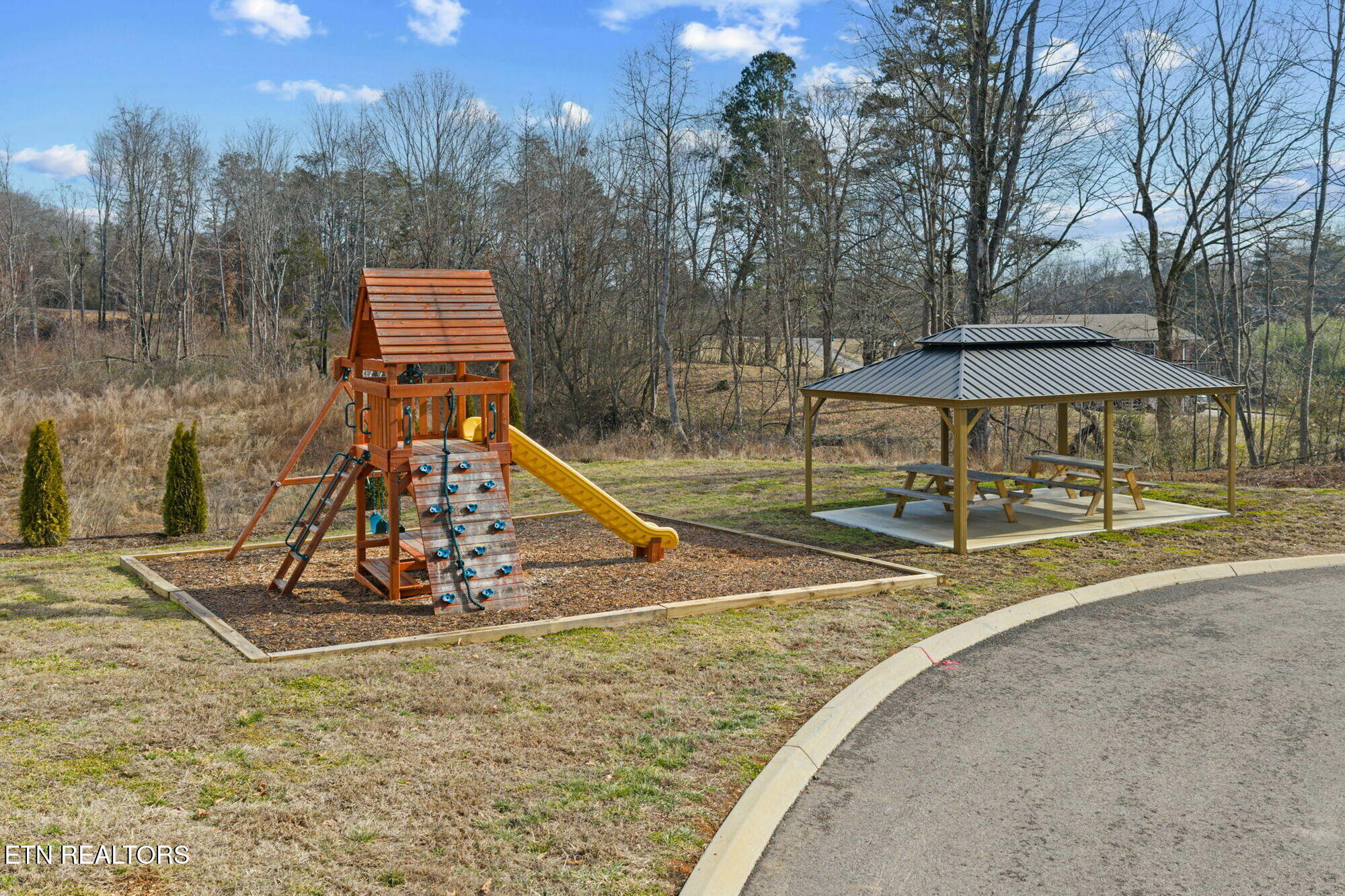 8456 Whisper Lane Powell, TN 37849 - Photo 10 of 35 12-web-or-mls-Bent_Branch--58