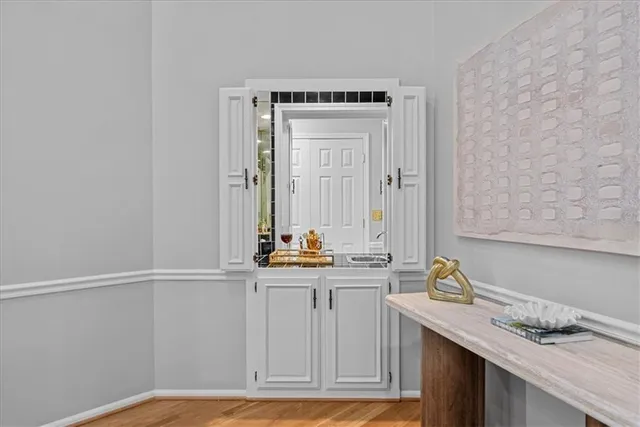 $649,000 | 4328 West 110th Street, Leawood, KS 66211