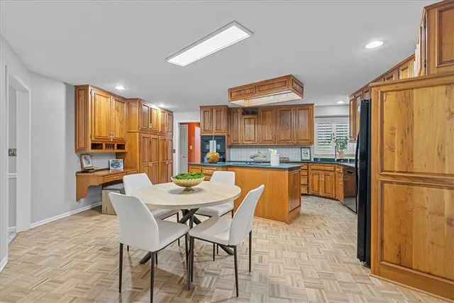 $649,000 | 4328 West 110th Street, Leawood, KS 66211