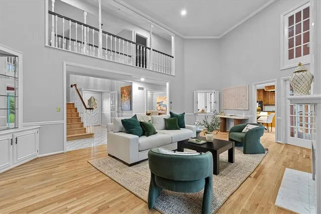 $649,000 | 4328 West 110th Street, Leawood, KS 66211