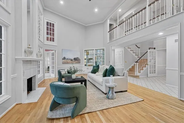 $649,000 | 4328 West 110th Street, Leawood, KS 66211