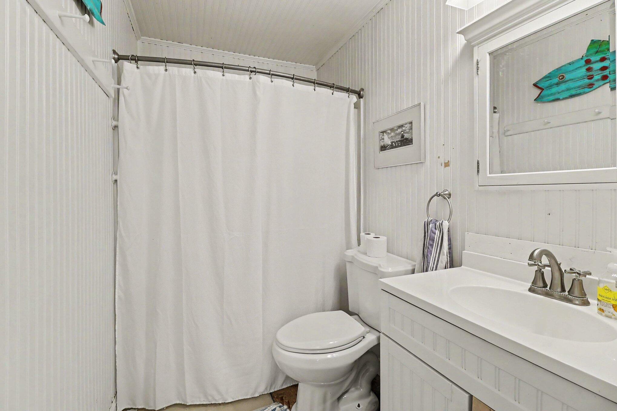 6610 Middleton Road Ludington, MI 49431 - Photo 19 of 31 Bath